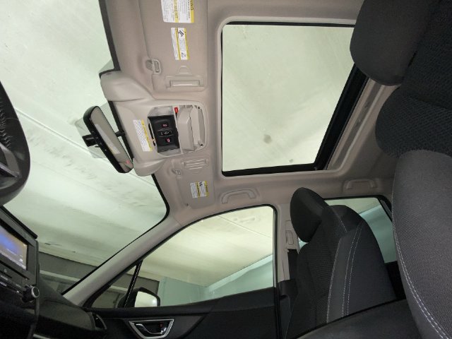 Used 2020 Subaru Forester Premium AWD/4WD image 21