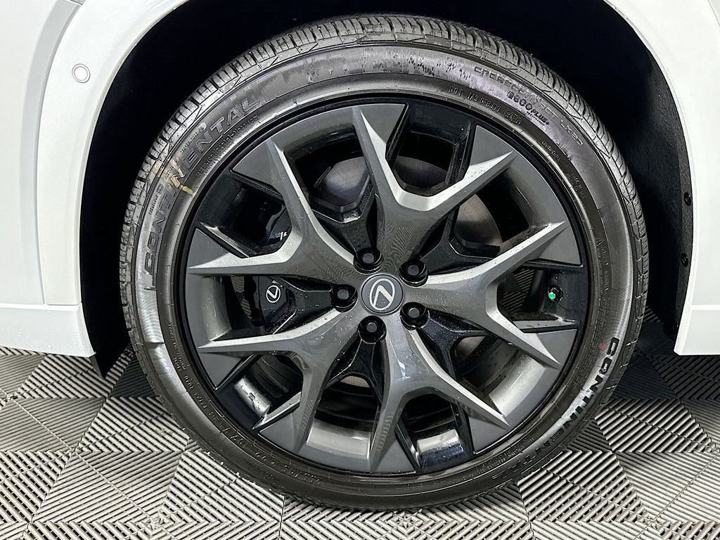 New 2026 Lexus TX 500h AWD image 10