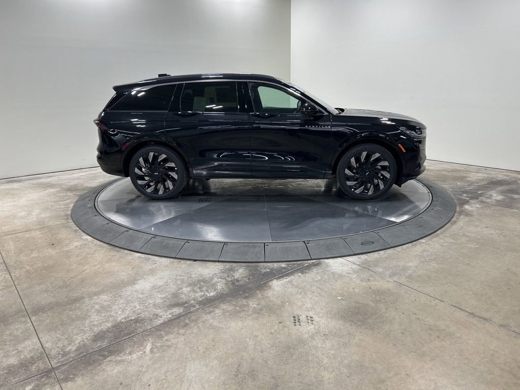 New 2026 Lincoln Nautilus Black Label image 4