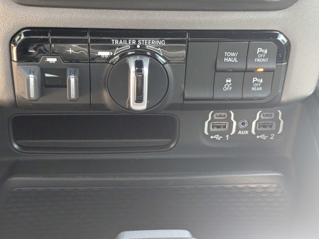 Used 2022 RAM 1500 Big Horn RWD image 24