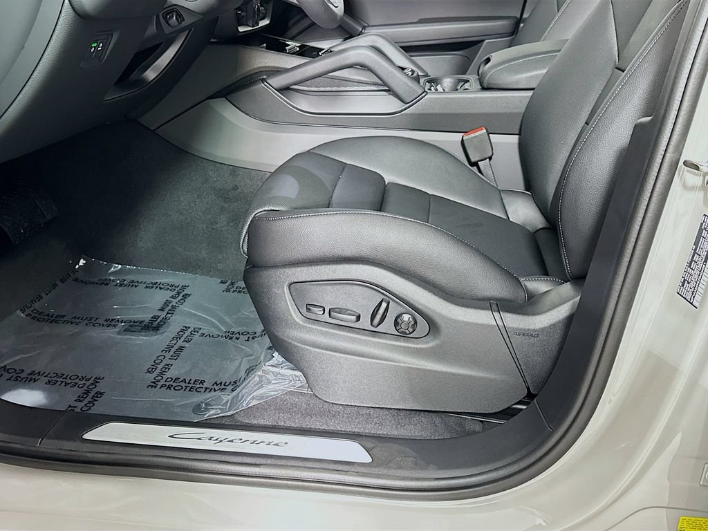 New 2026 Porsche Cayenne AWD/4WD image 22