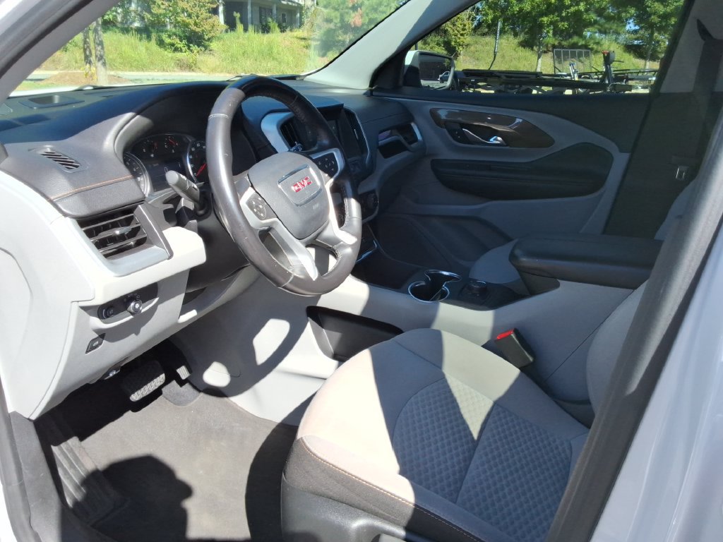 Used 2020 GMC Terrain SLE FWD image 22