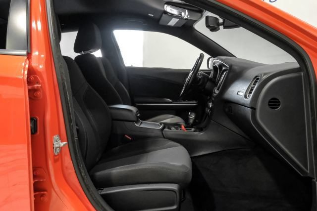 Used 2017 Dodge Charger R/T RWD image 49