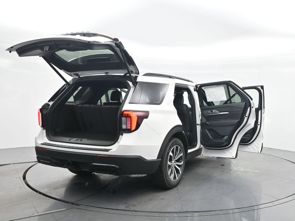 New 2026 Ford Explorer ST-Line w/ Premium Package image 47