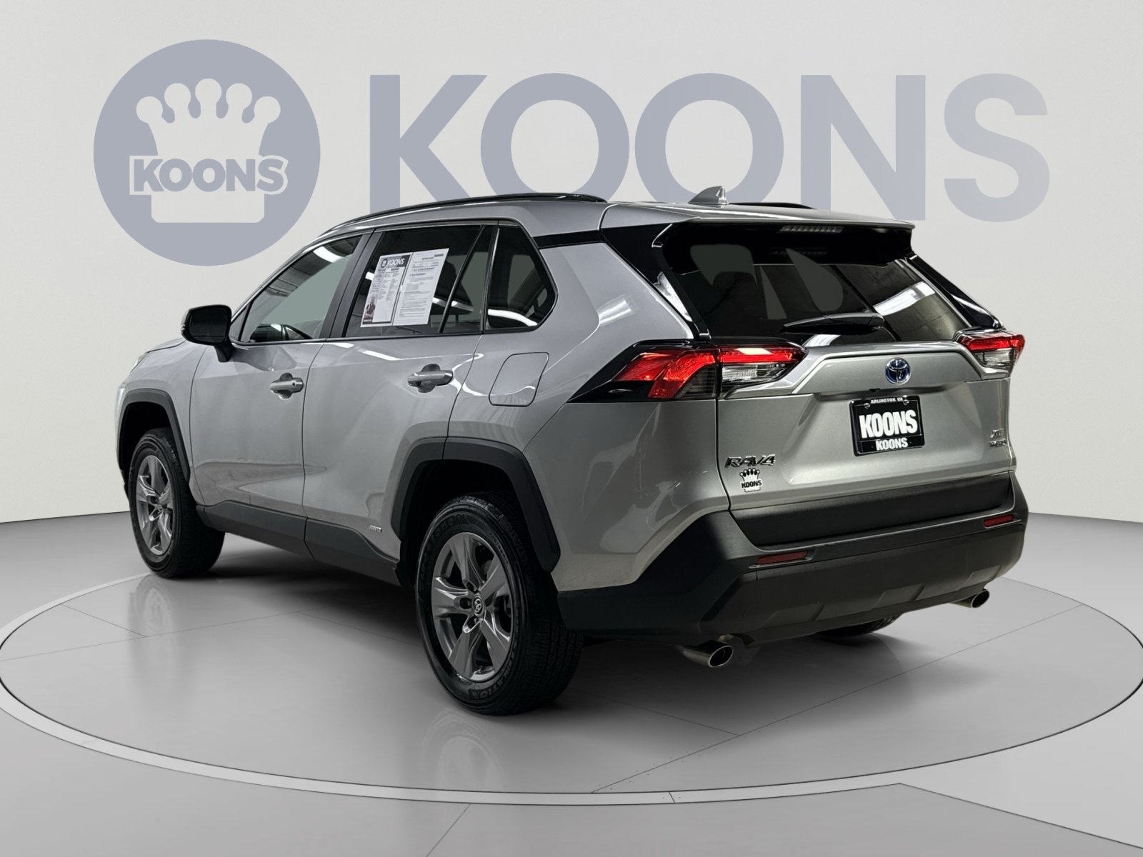 Used 2024 Toyota RAV4 XLE AWD/4WD image 18