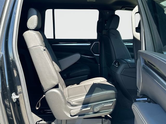 Used 2026 Cadillac Escalade ESV 4WD image 20