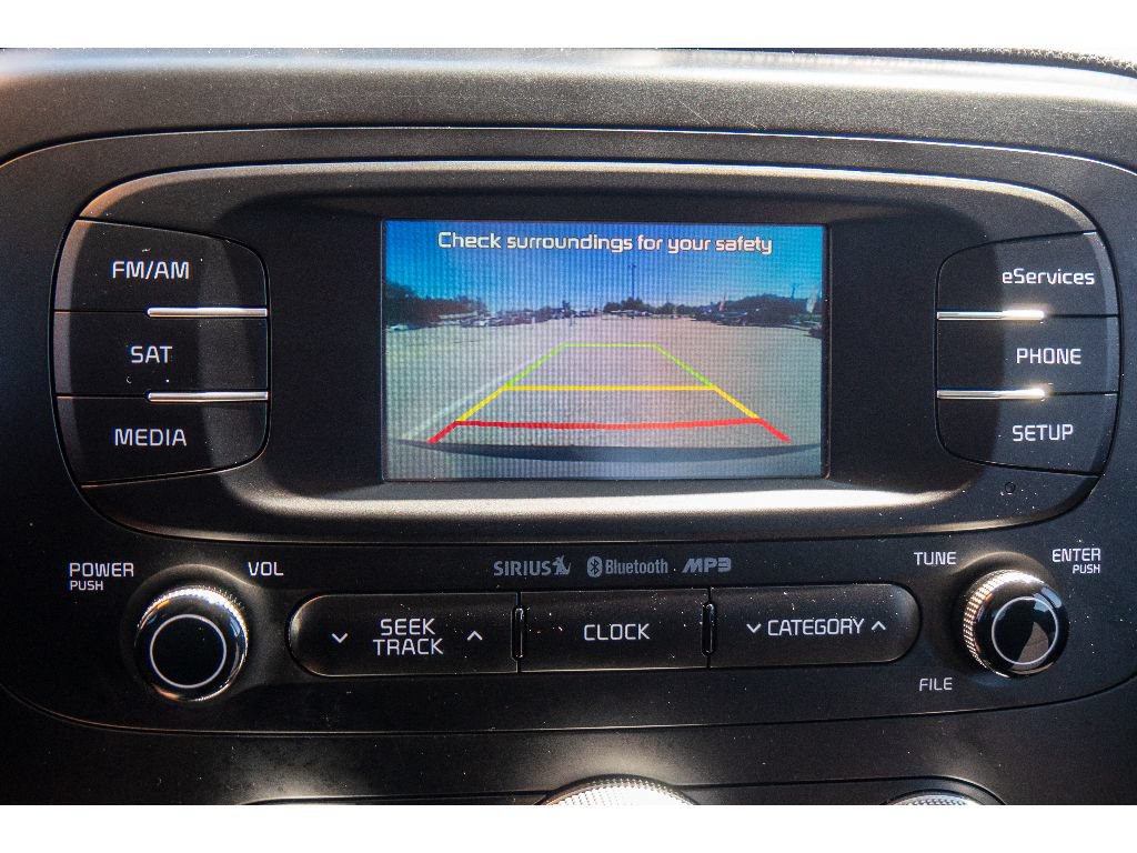 Used 2015 Kia Soul + FWD image 24