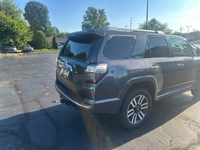 Used 2018 Toyota 4Runner Limited AWD/4WD image 7