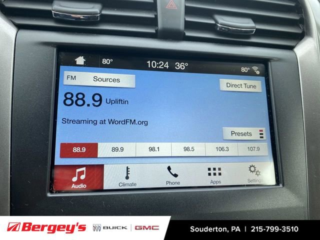 Used 2018 Ford Fusion SE w/ Fusion SE Technology Package image 15