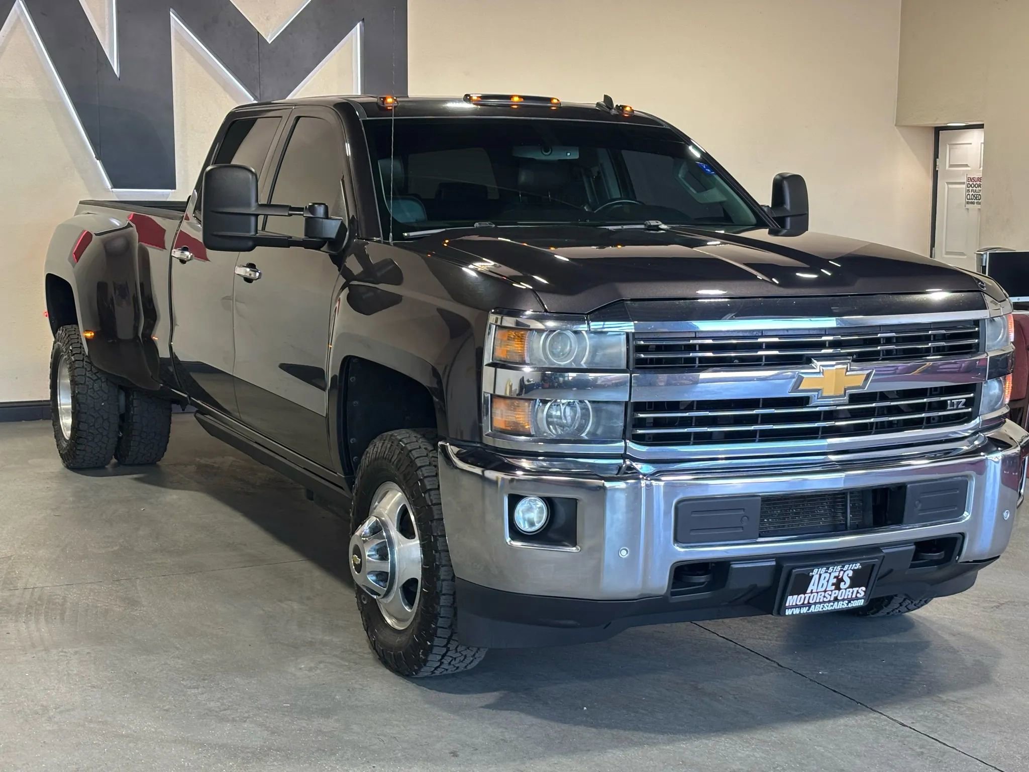 Used 2015 Chevrolet Silverado 3500 LTZ w/ Duramax Plus Package image 2