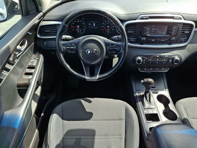 Used 2016 Kia Sorento AWD w/ LX Convenience Package image 11