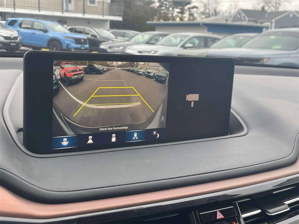 Used 2023 Acura MDX Technology image 28