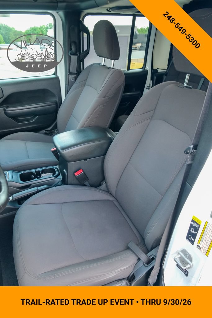 Used 2022 Jeep Gladiator Sport AWD/4WD image 14