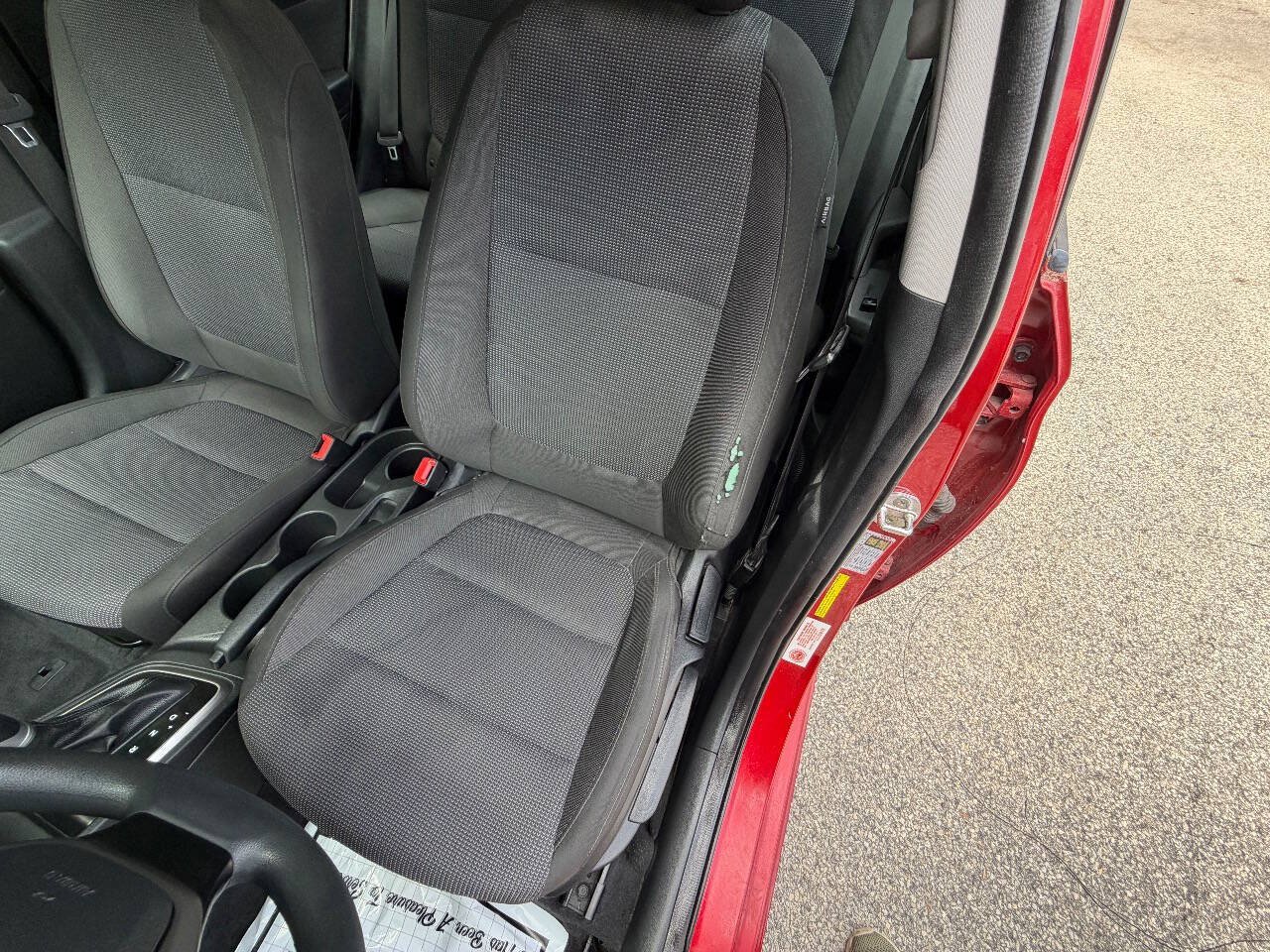 Used 2021 Hyundai Accent SE w/ Cargo Package FWD image 13