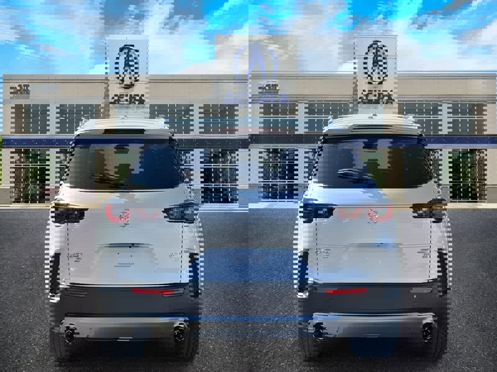 Used 2023 MAZDA CX-50 AWD 2.5 Turbo w/ Premium Pkg image 4