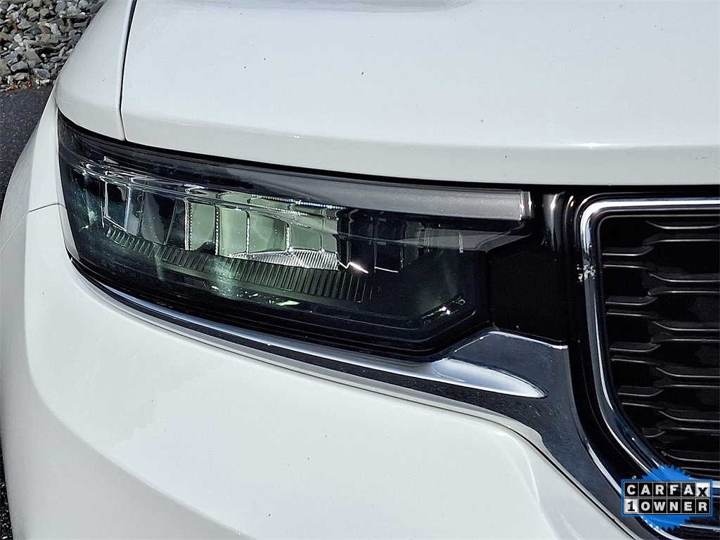 Used 2022 Jeep Grand Cherokee Limited image 11