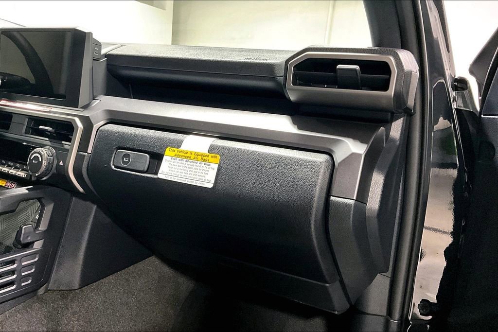 Used 2025 Toyota 4Runner TRD Off-Road image 19