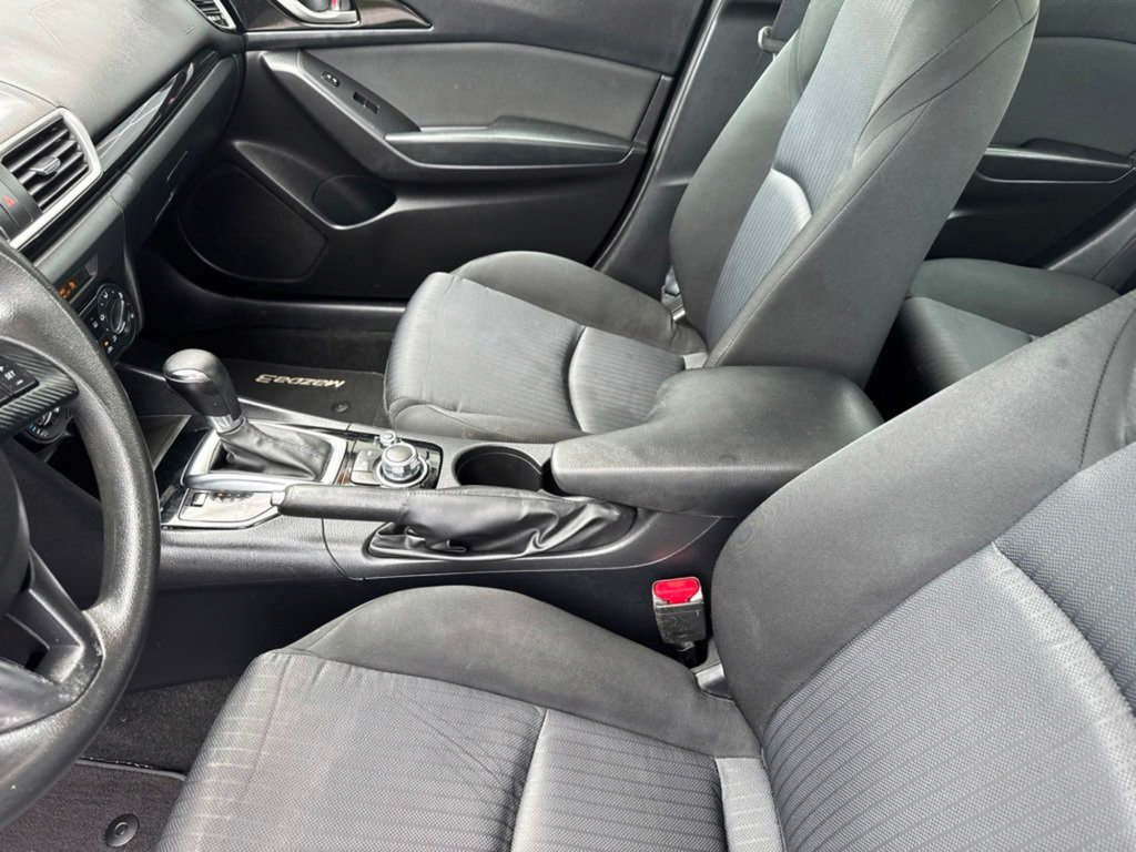 Used 2015 MAZDA MAZDA3 i Sport FWD image 19