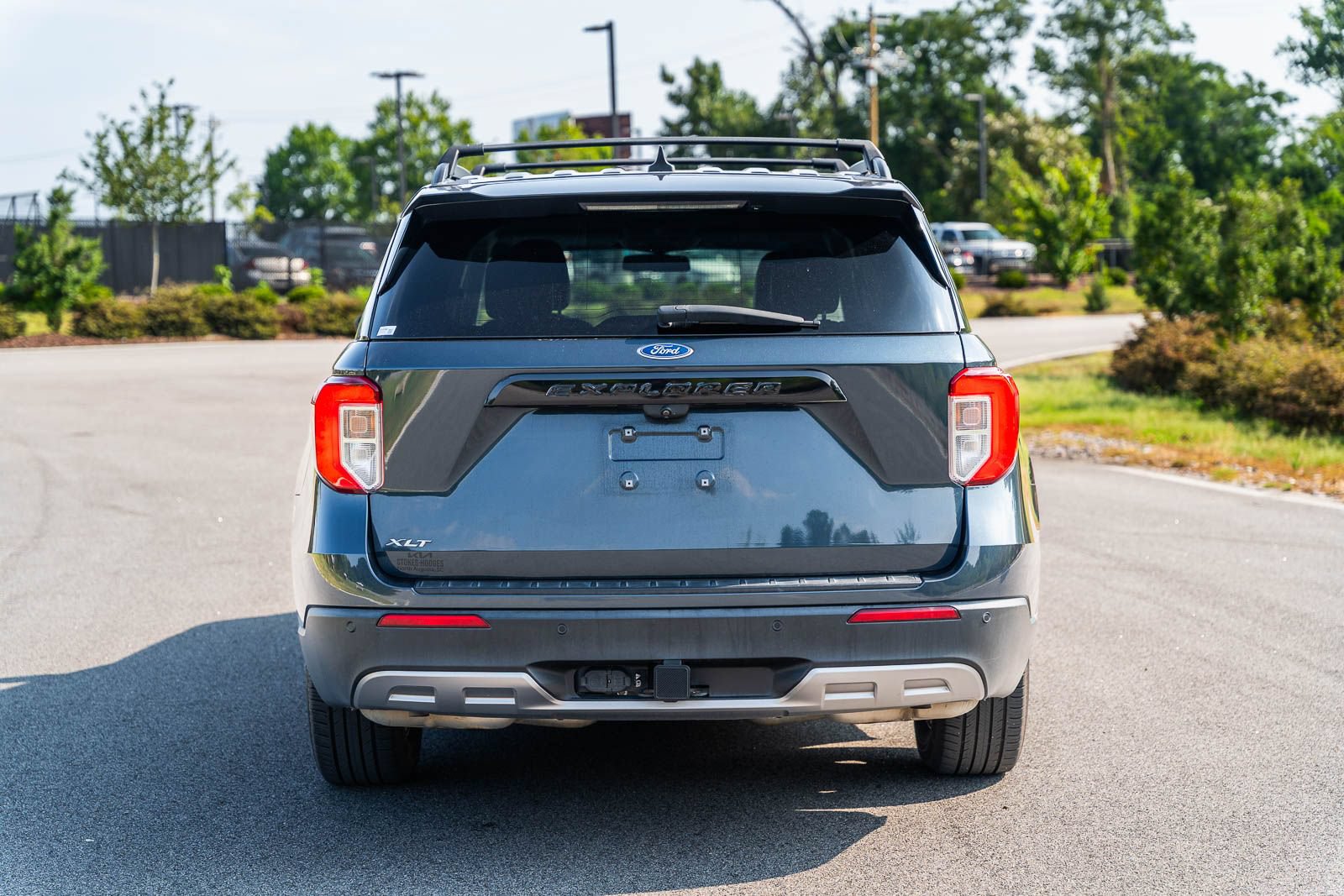 Used 2022 Ford Explorer XLT w/ Equipment Group 202A RWD image 6