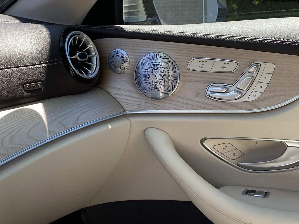 Used 2018 Mercedes-Benz E 400 4MATIC Coupe image 33