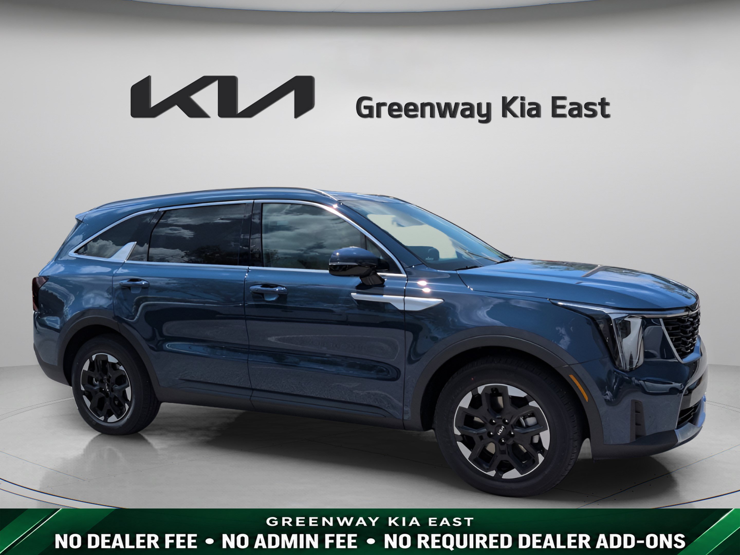 New 2026 Kia Sorento S w/ S Panoramic Sunroof Package