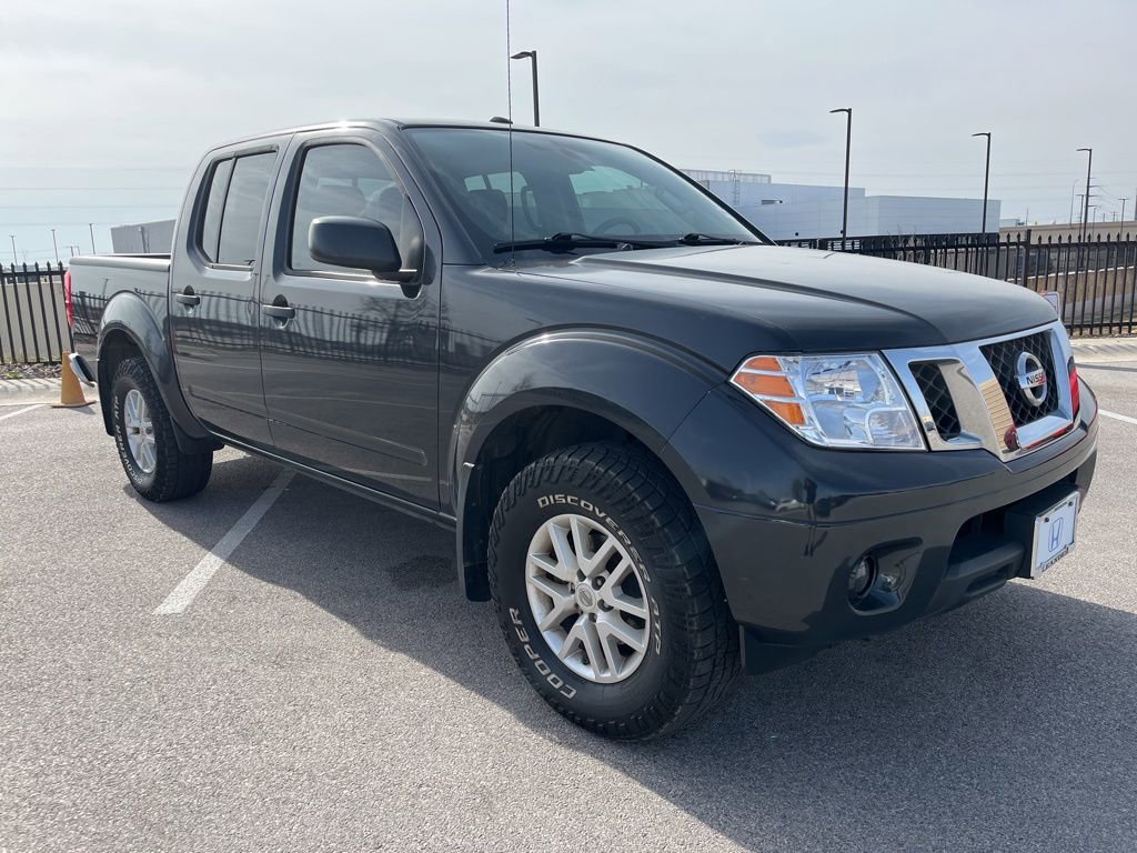 Used 2015 Nissan Frontier SV w/ SV Value Truck Package image 3
