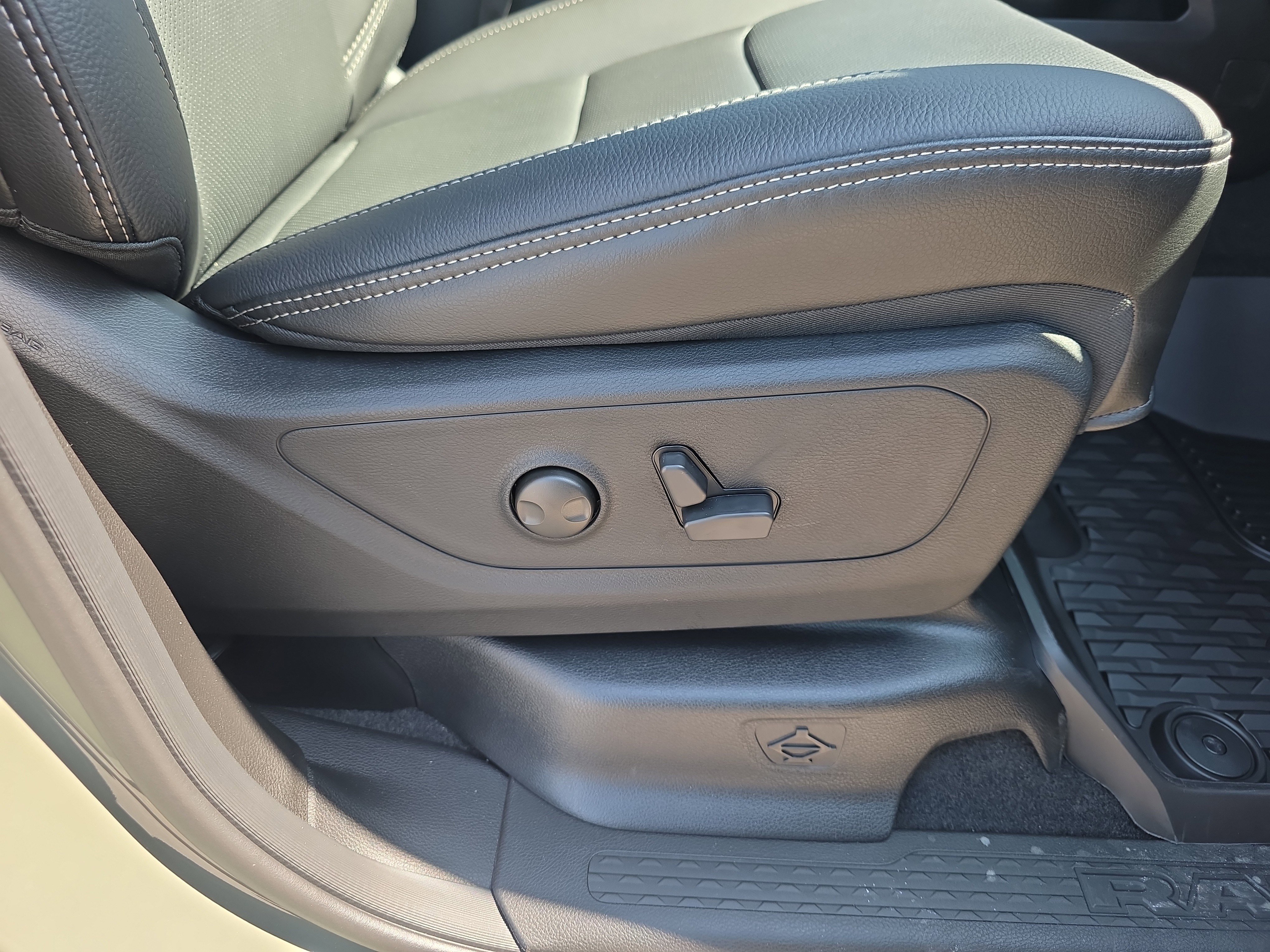 New 2026 RAM 1500 Rebel w/ Rebel Level 2 Equipment Group image 35