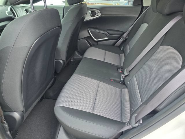 Certified 2025 Kia Soul LX w/ LX Technology Package FWD image 13