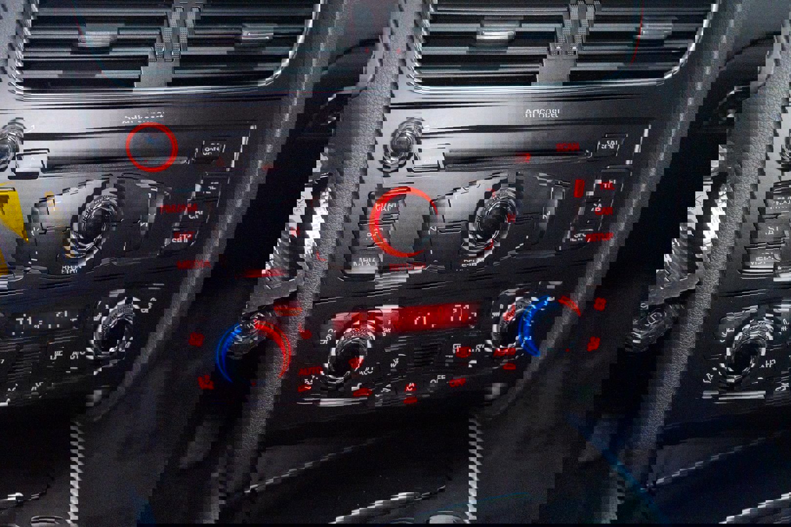 Used 2011 Audi A4 2.0T Premium Plus image 37