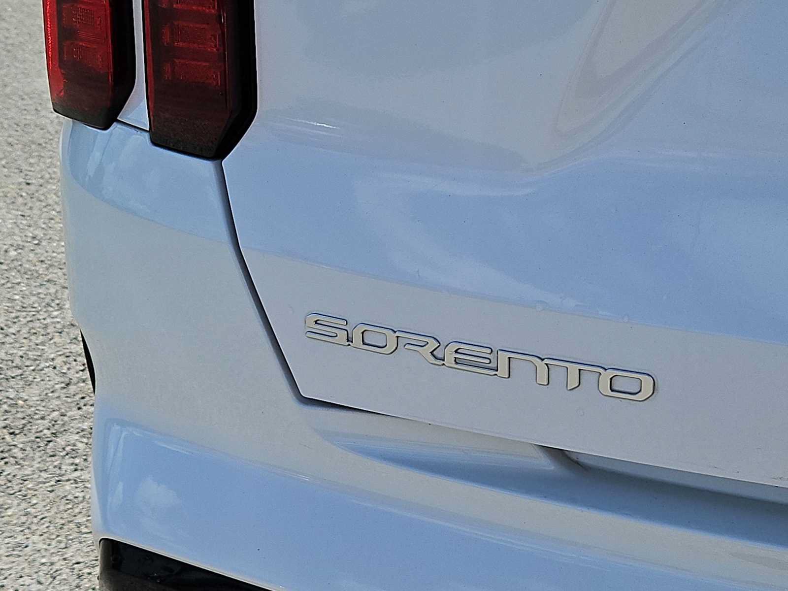 Certified 2023 Kia Sorento S w/ Panoramic Sunroof Package FWD image 12