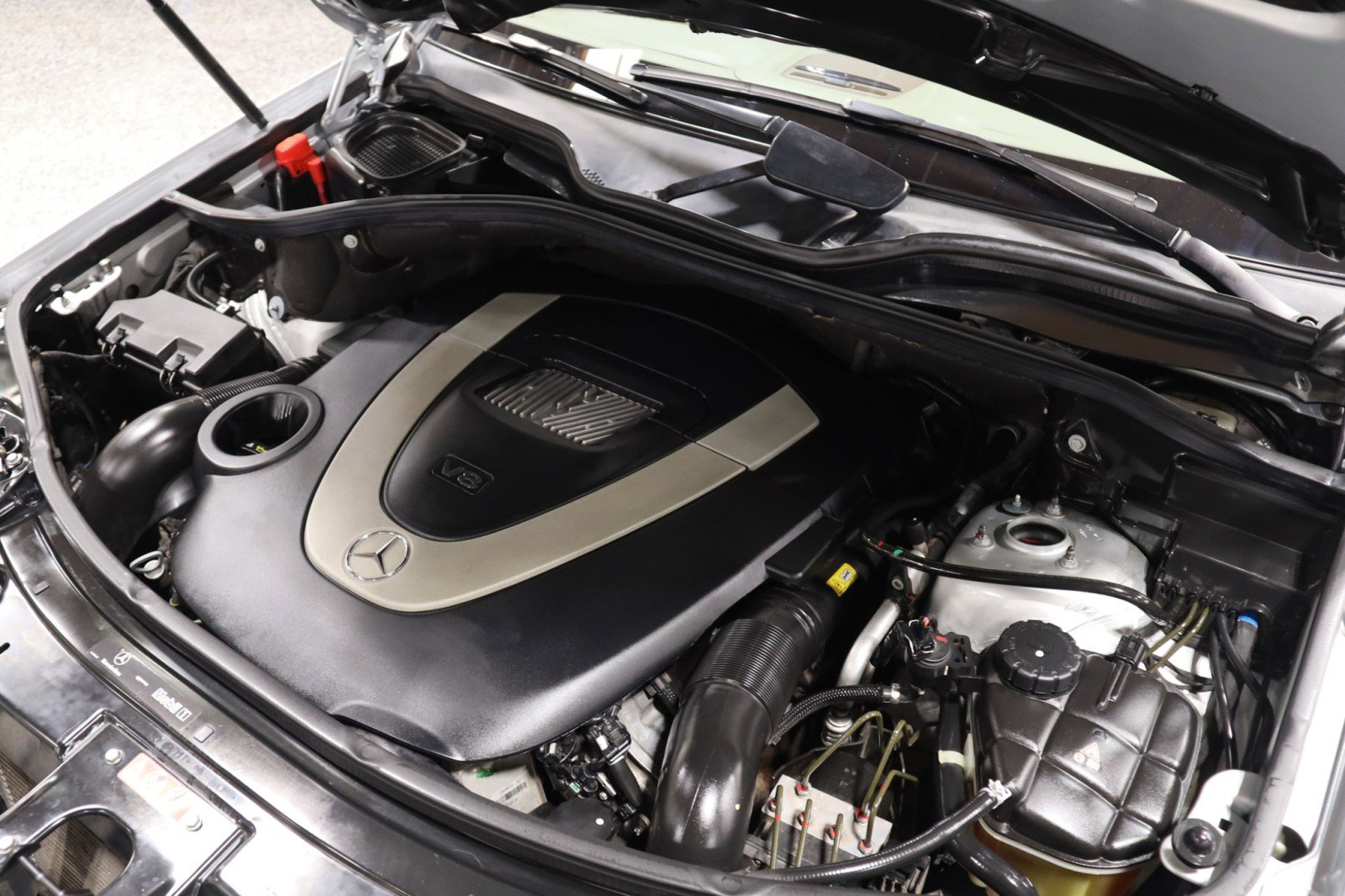 Used 2009 Mercedes-Benz ML 550 4MATIC image 17