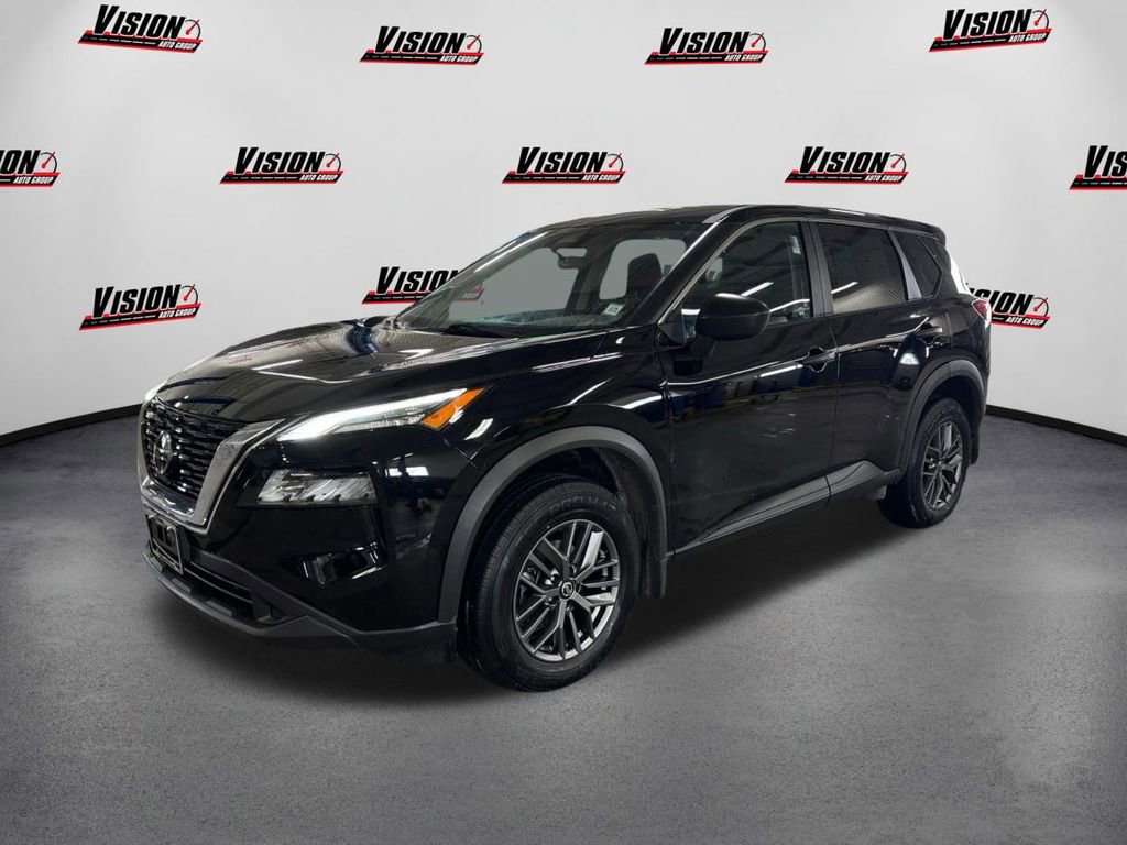 Certified 2021 Nissan Rogue S image 1