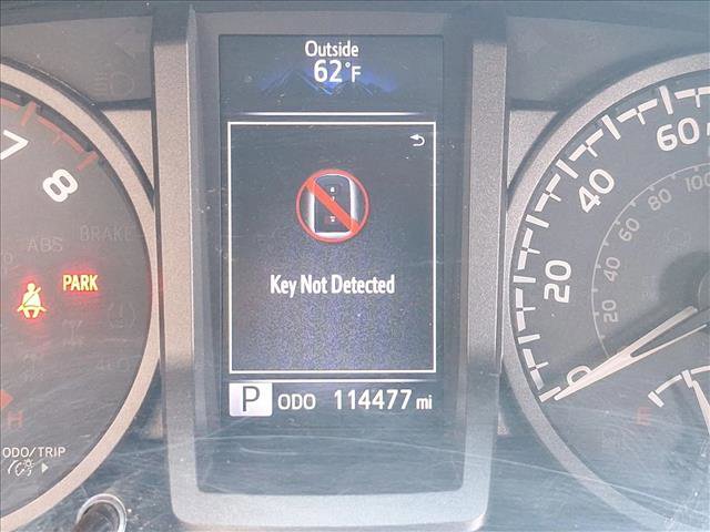 Used 2017 Toyota Tacoma TRD Sport w/ Tow Package image 10