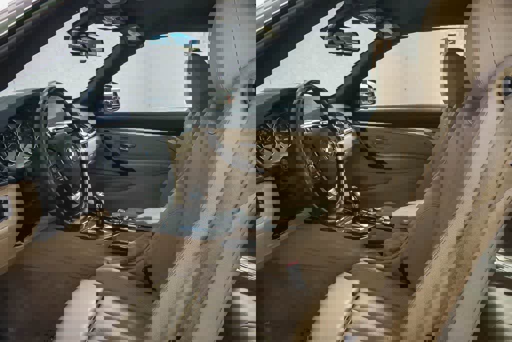 Used 2016 BMW 428i Convertible image 14