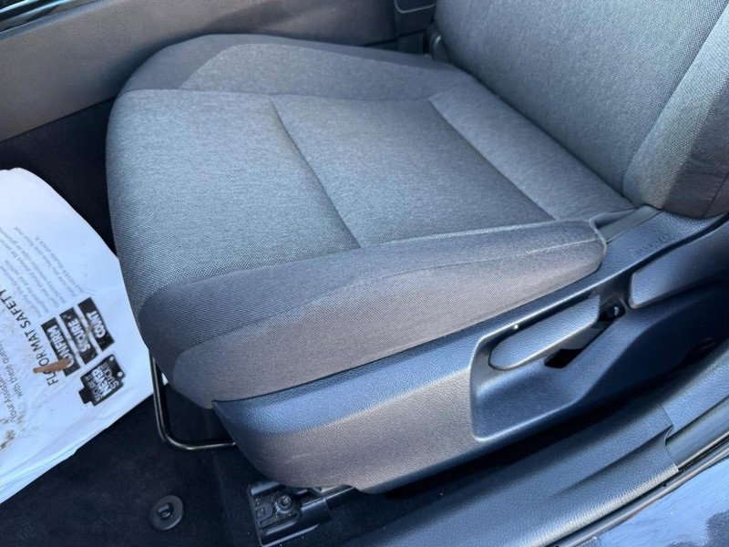 Used 2025 Toyota Camry LE image 17