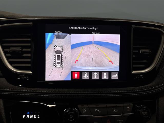 New 2026 Chrysler Pacifica Select w/ S Appearance Package image 9