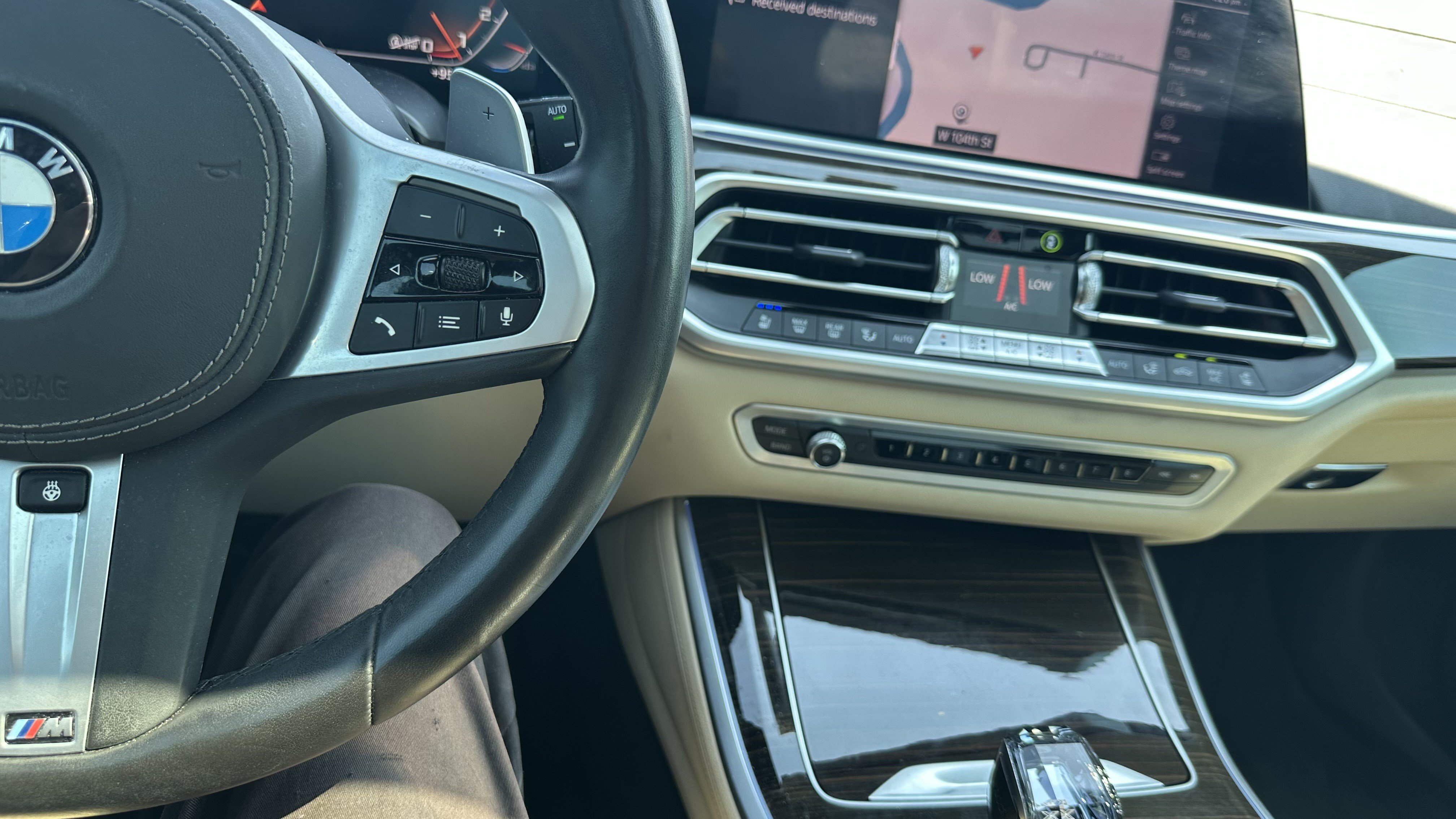 Used 2021 BMW X5 M50i w/ Executive Package AWD/4WD image 21