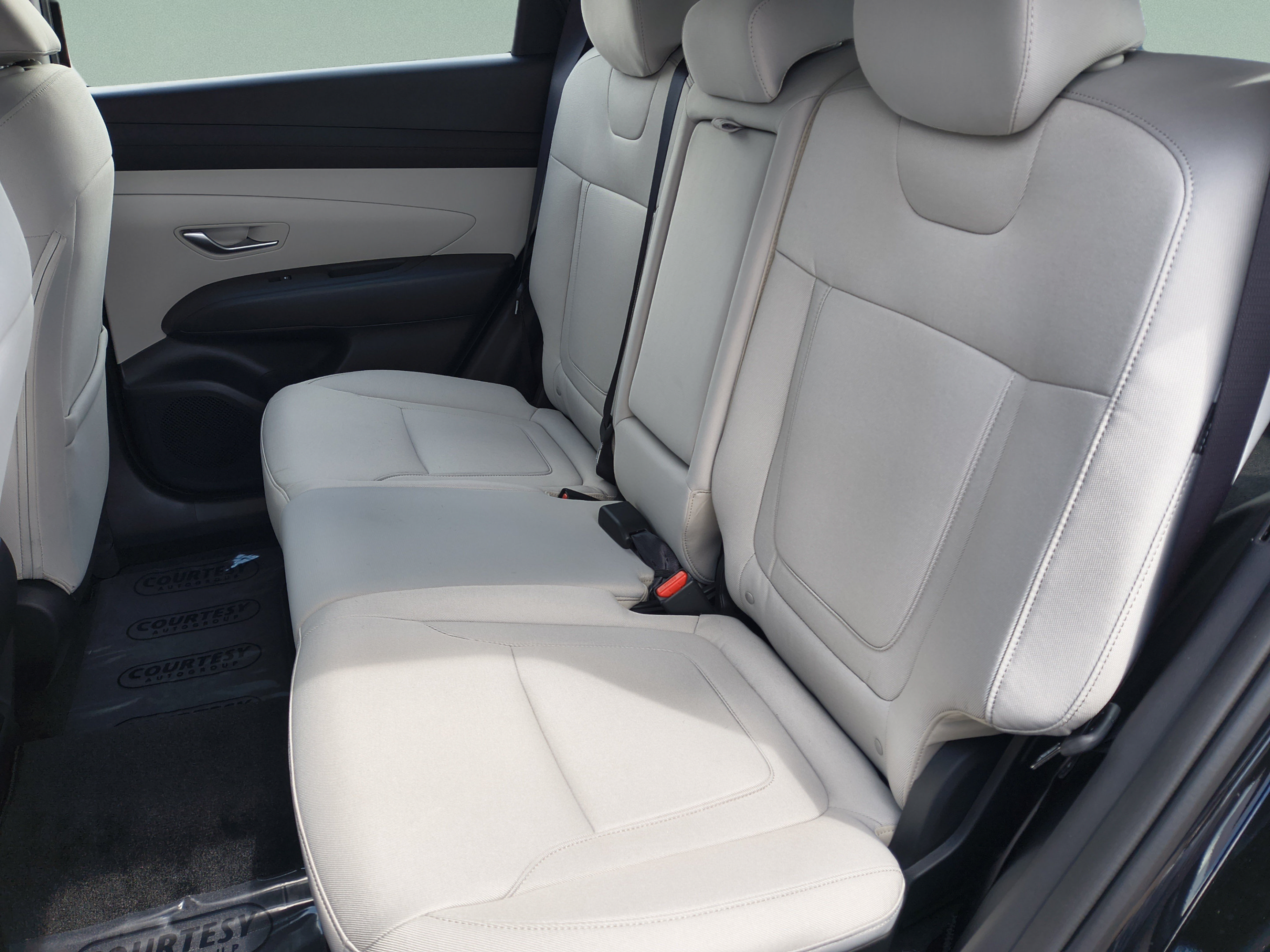 New 2026 Hyundai Tucson SE FWD image 16