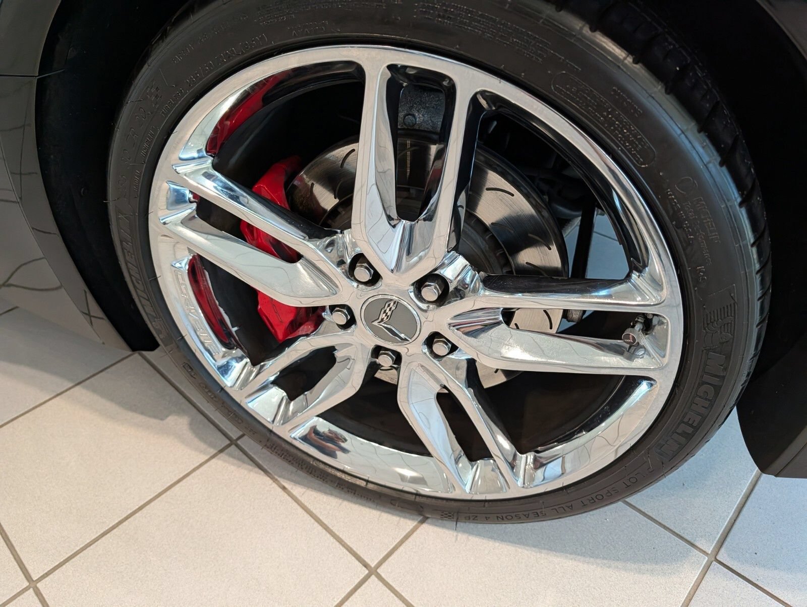 Used 2014 Chevrolet Corvette Stingray Convertible w/ 3LT Preferred Equipment Group RWD image 21