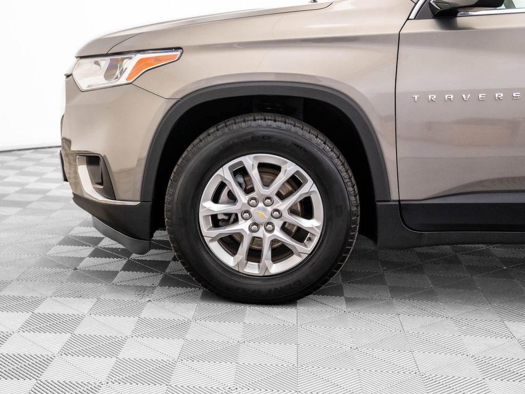 Used 2019 Chevrolet Traverse LT image 36