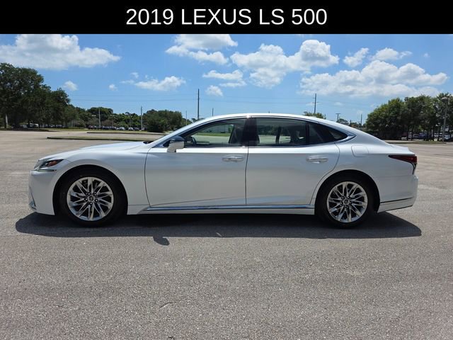 Used 2019 Lexus LS 500 w/ Accessory Package (Z2) RWD image 6