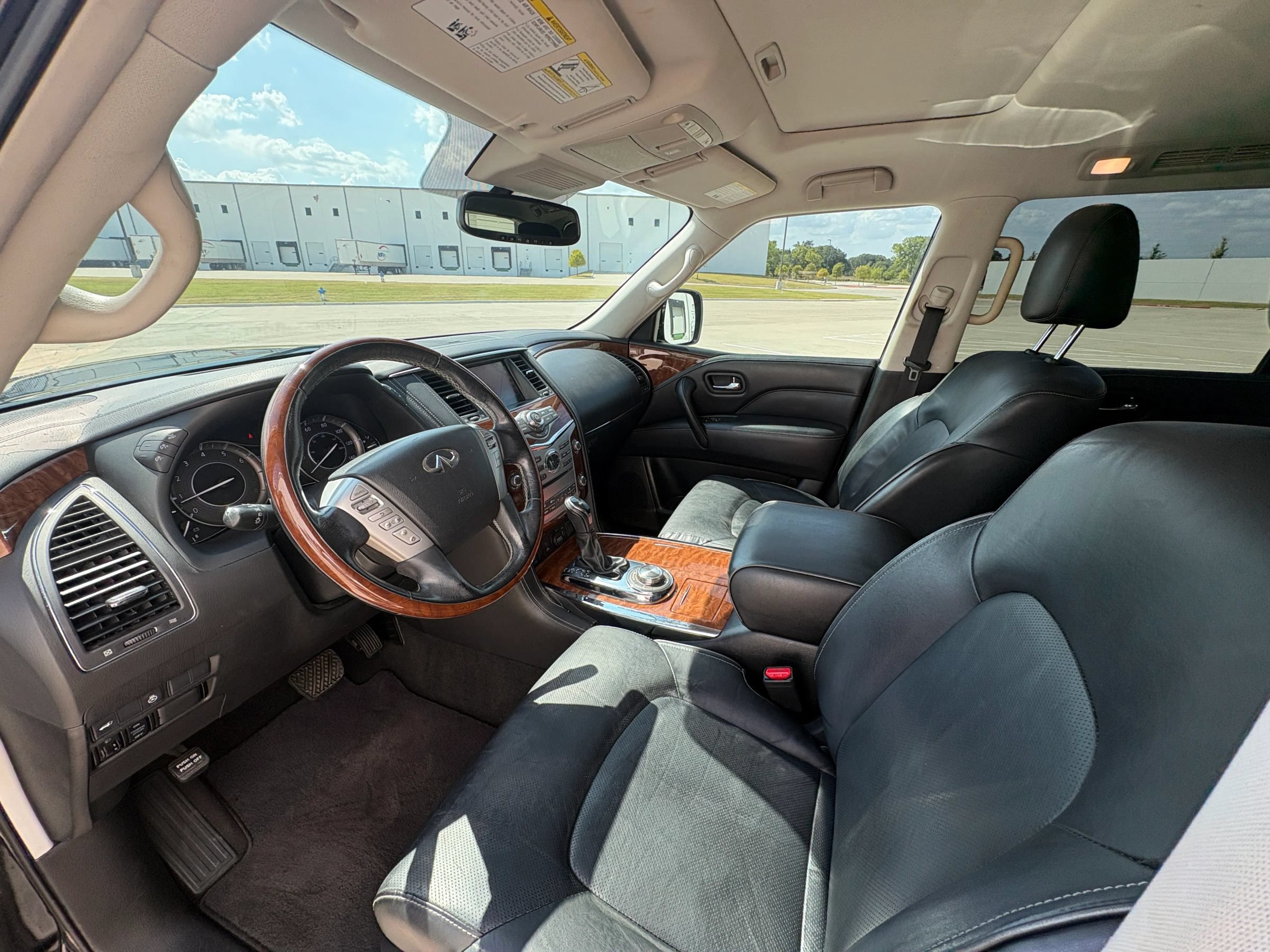 Used 2019 INFINITI QX80 Luxe AWD/4WD image 9