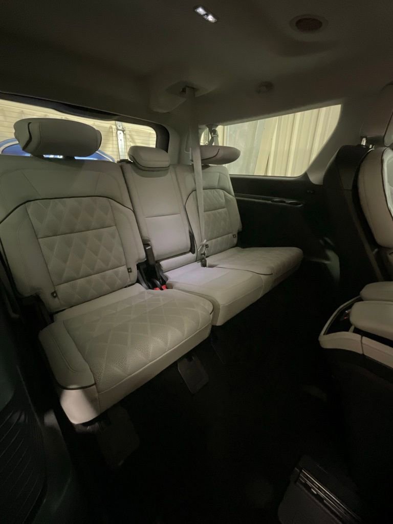 Used 2025 Lincoln Navigator L Black Label w/ Black Label Special Edition image 14