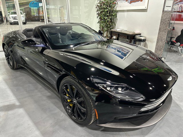 Used 2019 Aston Martin DB11 Volante RWD image 18