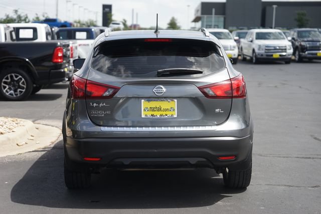 Used 2018 Nissan Rogue Sport SL w/ SL Premium Package FWD image 7