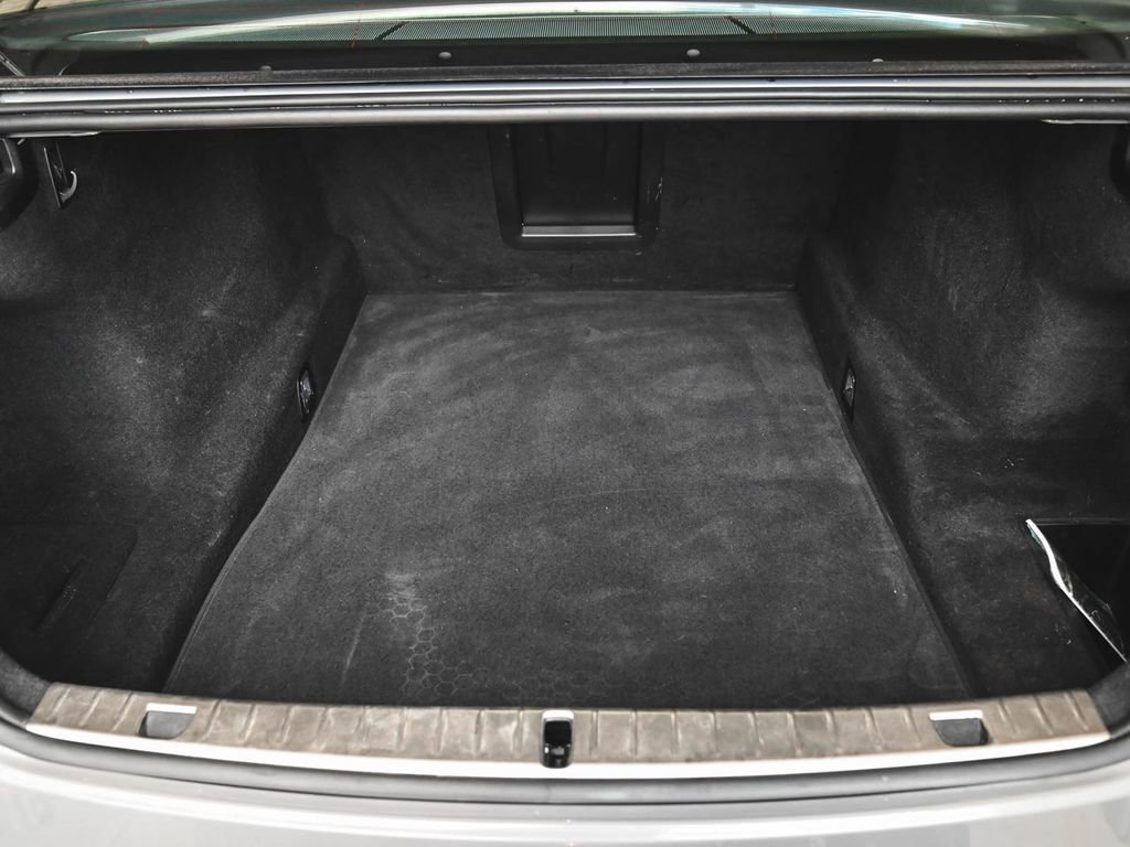 Used 2022 BMW 740i xDrive w/ M Sport Package image 42