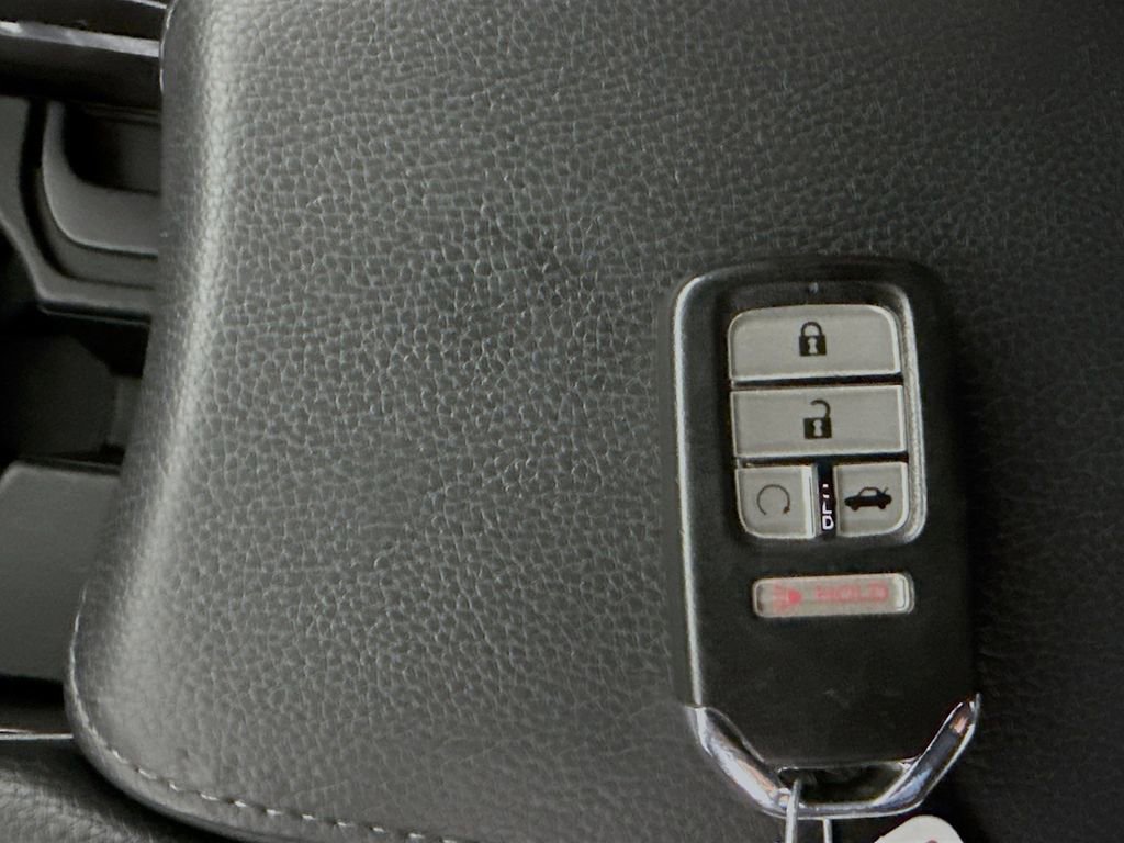 Used 2020 Honda Civic Sport image 27