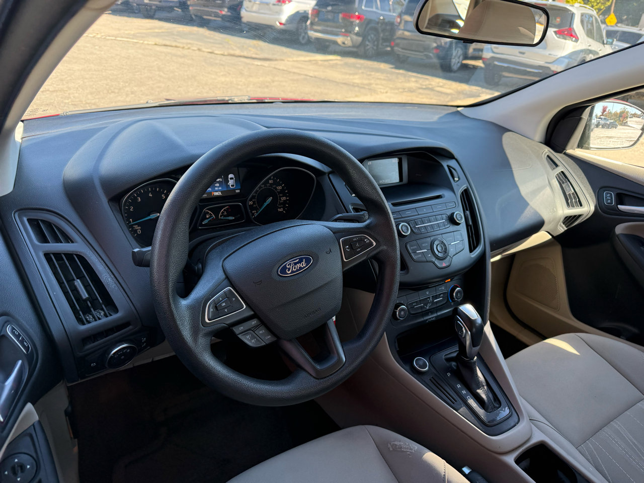 Used 2015 Ford Focus SE image 7