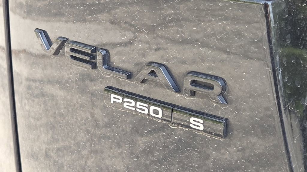 Used 2020 Land Rover Range Rover Velar S image 6