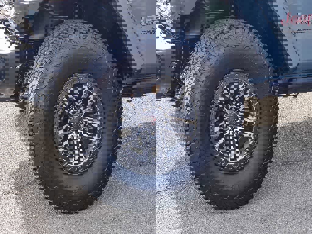 Certified 2025 Jeep Wrangler Unlimited Rubicon image 9